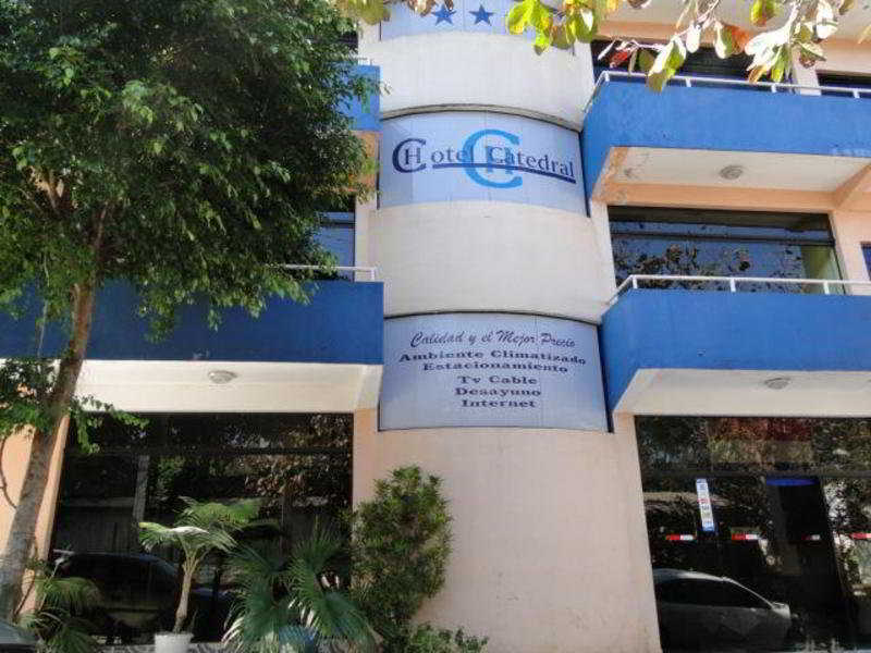Hotel Catedral Ciudad del Este Exterior foto